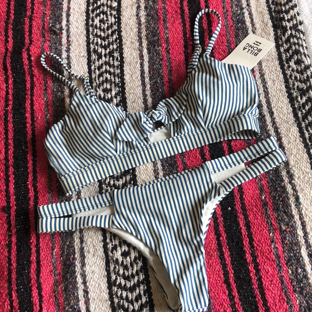 Billabong bathing suit